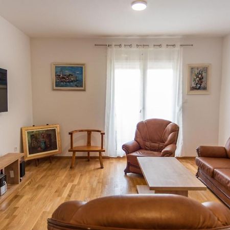 Sunny Hill Suite Ljubovic Podgorica Eksteriør bilde
