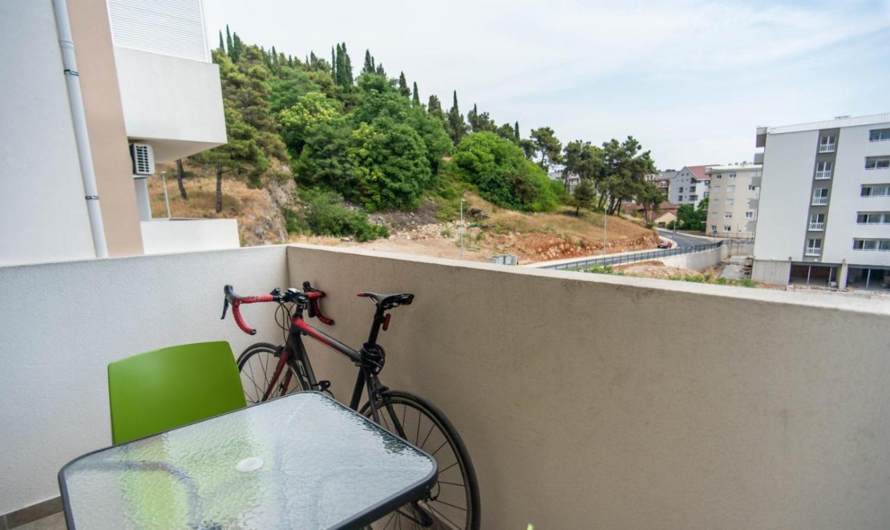 Sunny Hill Suite Ljubovic Podgorica Eksteriør bilde